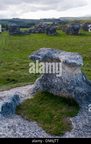 Die Elephant Rocks zwischen Ngapara und Duntroon, Waitaki Valley, Otago, Südinsel, Neuseeland. Stockfoto