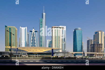 U-Bahnstation Jumeirah, Dubai, Vereinigte Arabische Emirate, Arabische Unterstützungskasse Stockfoto