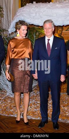 Brüssel, Belgien. 11. Dezember 2013. Philippe König und Königin Mathilde von Belgien besucht das Weihnachtskonzert im königlichen Palast in Brüssel, 11. Dezember 2013. Foto: Patrick van Katwijk / Niederlande und Frankreich, Stockfoto