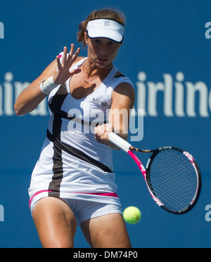 Varvara Cirstea uns Open 2012 Frauen Match - Samantha Stosur V Varvara Lepchenko - USTA Billie Jean King National Tennis Stockfoto