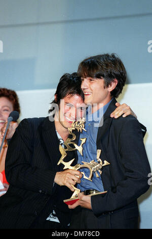GAEL GARCIA BERNAL, DIEGO LUNA. BESTER JUNGER SCHAUSPIELER-PREIS. LY. FILMFESTSPIELE VON VENEDIG 2001, ITA.08/09/2001.BK86C33C. Stockfoto