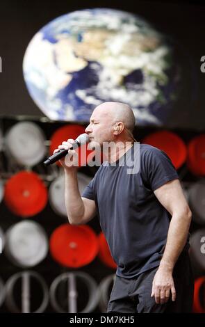 23. Juni 1941 - Vereinigtes London, Vereinigtes Königreich - LIVE EARTH Konzert, WEMBLEY STADIUM, LONDON, Königreich-07-07-2007.PHOT von MARK CHILTON - - 2007.GENESIS-PHIL COLLINS. K53738 (Kredit-Bild: © Globe Photos/ZUMAPRESS.com) Stockfoto