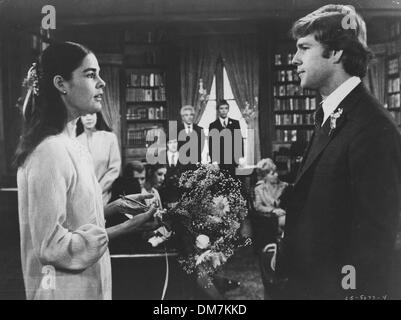 22. April 1970 - ALI MACGRAW mit Ryan O' Neal.'' Love Story ''.1970. (Kredit-Bild: © Globe Photos/ZUMAPRESS.com) Stockfoto