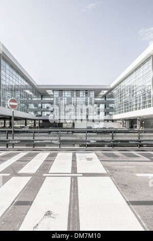 Vorderseite des Marriott Hotel am Flughafen Malpensa, Mailand, Lombardei, Italien, Europa Stockfoto