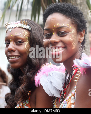 Atmosphäre der 2012 Notting Hill Carnival London, England - 27.08.12 Stockfoto