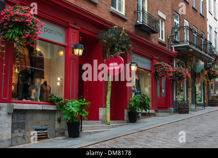 Boutiquen in der Rue du Petit Champlain Quebec Stadt Stockfoto