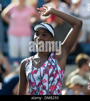 US Open 2012 Venus Williams (USA) gewinnt ihre erste Runde match bei US Open im USTA Billie Jean King National Tennis gespielt wird Stockfoto