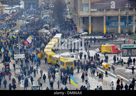 Kiew, Ukraine. 11. Dezember 2013. Kontinuierliche Massenprotest in der ukrainischen Hauptstadt. Bildnachweis: OlegMit/Alamy Live-Nachrichten Stockfoto