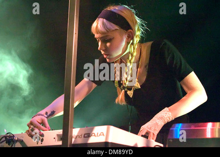 Grimes real name Claire Boucher erklingt in The Arches Glasgow, Scotland - 29.08.12 Stockfoto