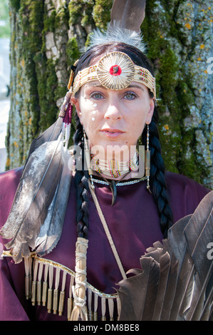 Einheimische Frau Porträt Mohawk Nation in Kahnawake Heimatgemeinde befindet sich auf der südlichen Küste von Montreal Quebec Kanada Stockfoto