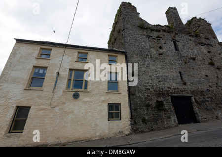 Alte Häuser des Dorfes befestigte Fethard, Stockfoto