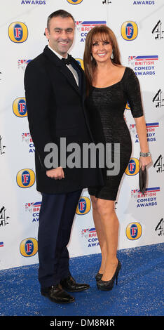 London, UK, 12. Dezember 2013 Carol Vorderman und Graham Duff kommt bei den British Comedy Awards am Fountain Studios, Wembley, London Foto: MRP/Alamy Live News Stockfoto