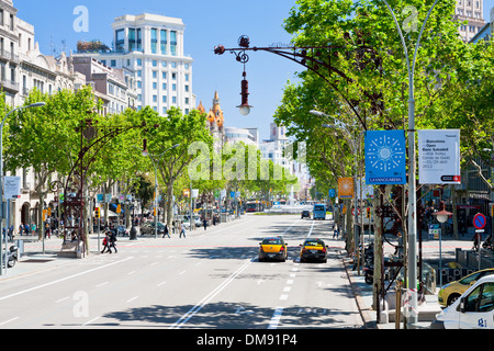 Passeig de Gracia - einer von Hauptstraßen in Barcelona Stockfoto