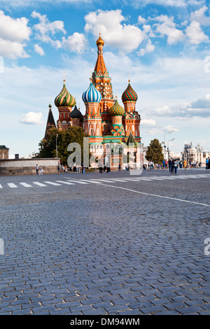 Blick auf Pokrowski Kathedrale auf dem Roten Platz in Moskau, Russland Stockfoto