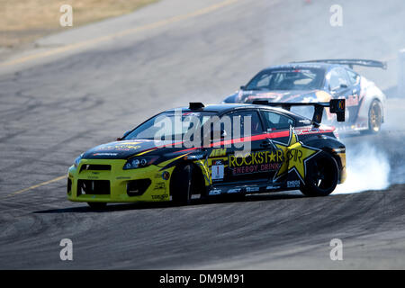 21. August 2009: Rockstar/Hankook Fahrer Tanner Foust von Laguna Beach, CA in der #1 Scion tC und Reb Bull/RMR Fahrer Rhys Millen von San Juan Capistrano, CA in der #6 Hyundai Genesis auf dem Formula Drift-Event '' gesperrt und geladen '', Infineon Raceway, Sonoma, CA Â © Matt Cohen / Southcreek Global 2009 (Credit-Bild: © Southcreek Global/ZUMApress.com) Stockfoto