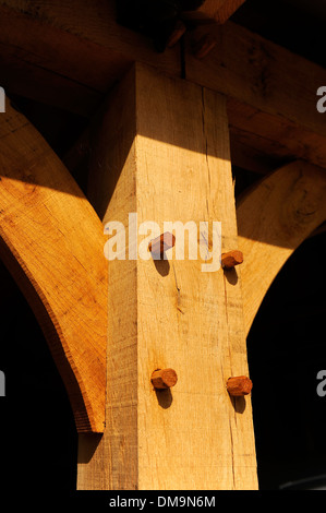 Neu errichtete traditionelle Eiche Scheune Stockfoto