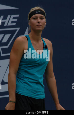 29. August 2009 - New York, New York, USA - MARIA SHARAPOVA bei den 2009 Kinder Arthur Ashe Tag im Tenniscenter Billie Jean King. (Kredit-Bild: © Jeffrey Geller/ZUMA Press) Stockfoto