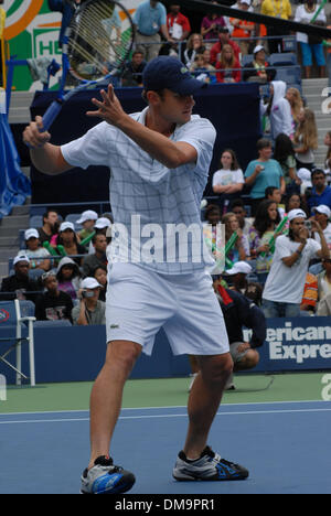 29. August 2009 - New York, New York, USA - ANDY RODDICK bei den 2009 Kinder Arthur Ashe Tag im Tenniscenter Billie Jean King. (Kredit-Bild: © Jeffrey Geller/ZUMA Press) Stockfoto