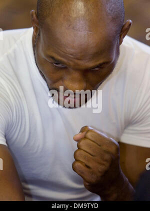 17. November 2009 - Upper Darby, Pennsylvania, USA - Philadelphia Bernard "The Executioner" Hopkins in einer Trainingseinheit. Hopkins wird E. Ornelas in Philadelphia 2. Dezember 2009 kämpfen.  (Kredit-Bild: © Jay Gorodetzer/ZUMA Press) Stockfoto