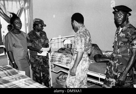 1. März 1993 - Bo, Sierra Leone - verwundeter Soldat in Bo Krankenhaus in Sierra Leone. (Bild Kredit: Theodore Liasi/ZUMAPRESS.com ©) Stockfoto