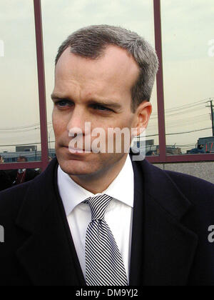 12. März 2002 - Queens, New York, USA - 3/12/02 New York  New York City Polizei Beauftragter für Öffentlichkeitsarbeit Michael O'Looney. (Neil Schneider). Kredit NEIL SCHNEIDER / (Kredit-Bild: © Globe Photos/ZUMAPRESS.com) Stockfoto