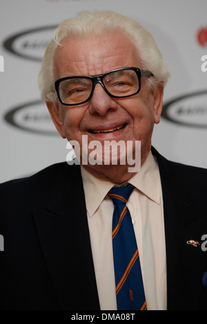 Barry Cryer besucht die Oldie of the Year Award bei Simpsons in den Strang am 12. Februar 2013 in London Großbritannien. Stockfoto