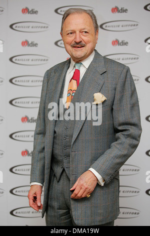 Peter Bowles besucht die Oldie of the Year Award bei Simpsons in den Strang am 12. Februar 2013 in London Großbritannien. Stockfoto