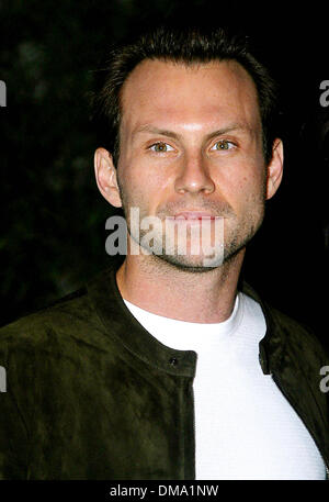 13. November 2002 - Beverly Hills, Kalifornien, USA - CHRISTIAN SLATER-... VERTU-ERÖFFNUNGSPARTY-. BEVERLY HILLS, CA-. 12. NOVEMBER 2002-. NINA PROMMER / 2002 K27166NP (Kredit-Bild: © Globe Photos/ZUMAPRESS.com) Stockfoto