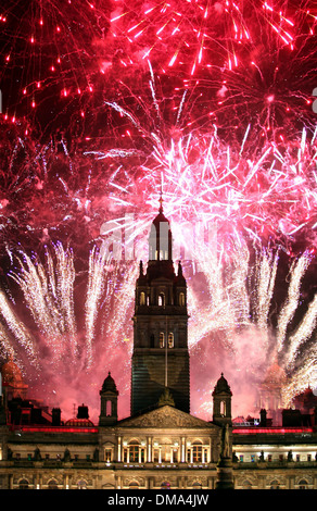 Feuerwerk über der Palast und Wintergärten im schottischen Glasgow Green Stockfoto