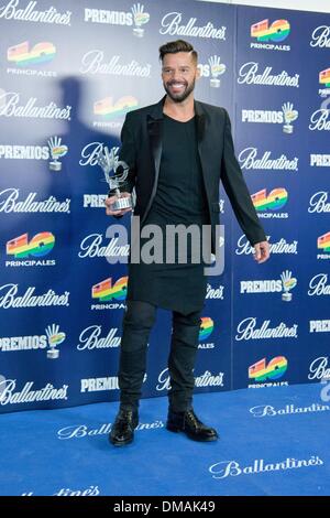Madrid, Spanien. 12. Dezember 2013. Ricky Martin stellt während der Fototermin in 40 Principales Awards 2013" in Madrid, Spanien, Donnerstag, den 12. Dezember, 2013.Photo: Oscar Gonzalez/NurPhoto Credit: Oscar Gonzalez/NurPhoto/ZUMAPRESS.com/Alamy Live News Stockfoto