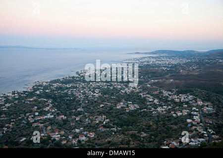 Sonnenuntergang auf Chios Stadt und Blick auf die türkische Küste, Insel Chios, Nord-Ost-Ägäis, Griechenland, Europa Stockfoto