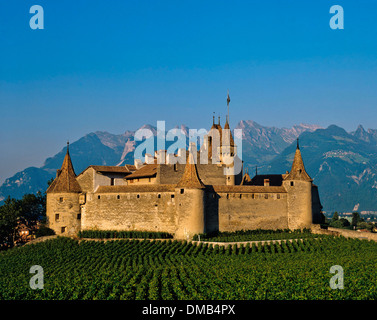 Das Schloss Chillon (Chateau de Chillon), Veytaux, Waadt, Schweiz Stockfoto