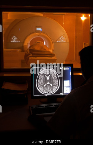 MRT Magnet-Resonanz-Tomographie Stockfoto