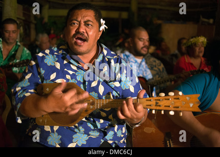 Atiu Island. Cook Island. Polynesien. Süd-Pazifik. Atiu Villas organisieren regelmäßig Insel Nächte wenn es genug Stockfoto