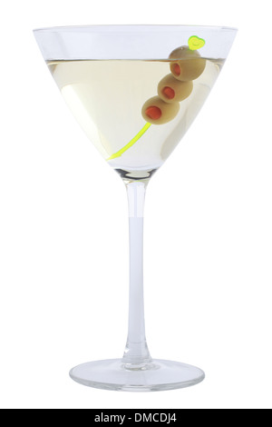 Martini Bianco mit Oliven in ein Cocktailglas, isoliert auf weiss Stockfoto