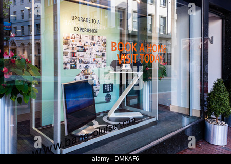 & Olufsen Bang Fenster in Reading, Berkshire, England, GB, UK. Stockfoto
