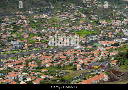 Madeira Portugal. Eine Luftaufnahme der Stadt Machico Stockfoto