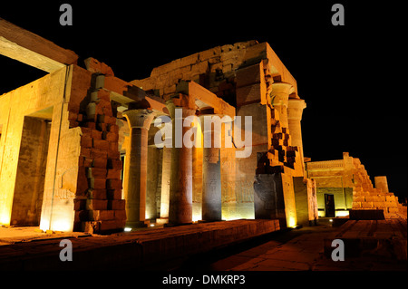 Doppel-Tempel von Sobek und Horus in Kom Ombo, Oberägypten Stockfoto