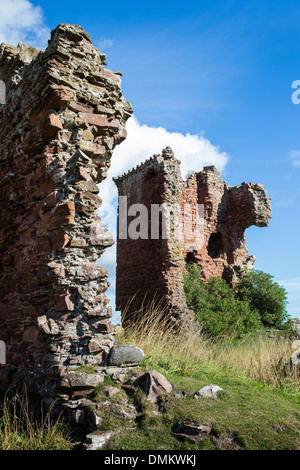 Rotes Schloss in Lunan Bay auf Angus Küste in Schottland. Stockfoto