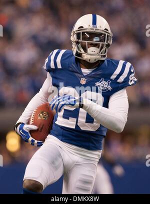 Indianapolis, IN, USA. 15. Dezember 2013. Indianapolis Colts kostenlosen Sicherheits Darius Butler (20) feiert machen eine Interception während der NFL-Spiel zwischen den Houston Texans und die Indianapolis Colts im Lucas Oil Stadium in Indianapolis, Zoll-Credit: Csm/Alamy Live-Nachrichten Stockfoto