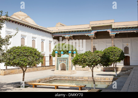 Hof in Bakhauddin Komplex Naqshband, auch bekannt als Denkmal der Baha Ad Din Naqshbandi, Buchara, Usbekistan Stockfoto