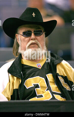4. Oktober 2009: New Orleans Saints Fans während der Heiligen 24-10-Sieg über die Düsen im Superdome in New Orleans Louisianna (Credit-Bild: © Southcreek Global/ZUMApress.com) Stockfoto