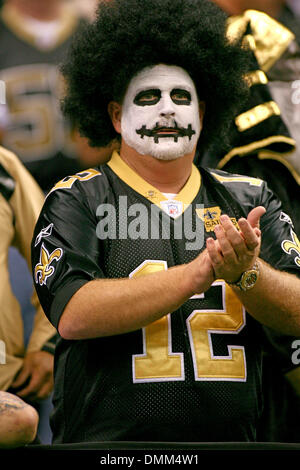 4. Oktober 2009: New Orleans Saints Fans während der Heiligen 24-10-Sieg über die Düsen im Superdome in New Orleans Louisianna (Credit-Bild: © Southcreek Global/ZUMApress.com) Stockfoto