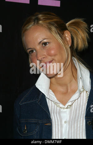 16. Oktober 2002 - Los Angeles, Kalifornien, USA - MARIA BELLO... 9. JÄHRLICHE PREMIERE "FRAUEN IN HOLLYWOOD' MITTAGESSEN. DAS FOUR SEASONS HOTEL, LOS ANGELES, KALIFORNIEN. 16. OKTOBER 2002. NINA PROMMER / 2002 K26764P (Kredit-Bild: © Globe Photos/ZUMAPRESS.com) Stockfoto