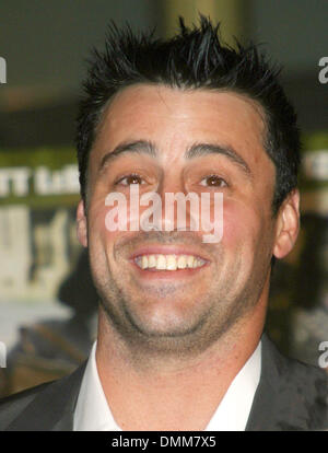 21. Oktober 2002 - Hollywood, Kalifornien, USA - MATT LEBLANC... DIE MÄNNER IHRER MAJESTÄT - PREMIERE. ARCLIGHT THEATER, HOLLYWOOD, KALIFORNIEN. 21. OKTOBER 2002. NINA PROMMER / 2002 K26770NP (Kredit-Bild: © Globe Photos/ZUMAPRESS.com) Stockfoto