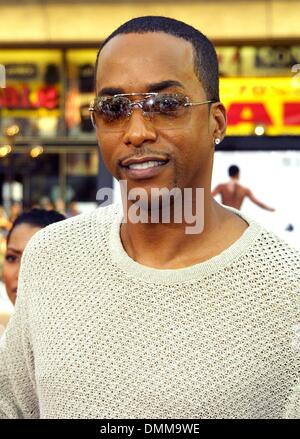 19. Juni 2002 - Hollywood, Kalifornien, USA -... JUWANNA MANN - WB-WELT-PREMIERE. MANN CHINESE THEATER, HOLLYWOOD, KALIFORNIEN. 18. JUNI 2002. NINA PROMMER / 2002 K25351NP (Kredit-Bild: © Globe Photos/ZUMAPRESS.com) Stockfoto