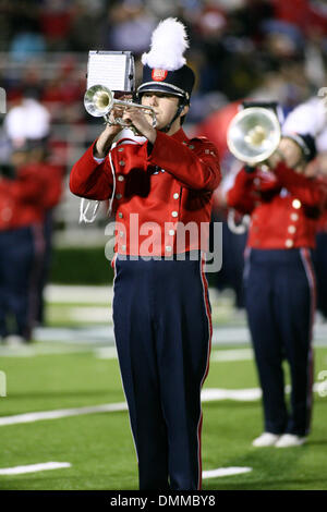 17. Oktober 2009: Ole Miss Band während während der Halbzeit Unterhaltung während des Spiels zwischen den UAB Blazers und der Ole Miss Rebellen Vaught Hemingway-Stadion in Oxford, MS gespielt wird.  Der Ole Miss Rebellen besiegt die UAB Blazers 48-13. . Obligatorische Credit: Fichte Derden / Southcreek Global (Kredit-Bild: © Southcreek Global/ZUMApress.com) Stockfoto