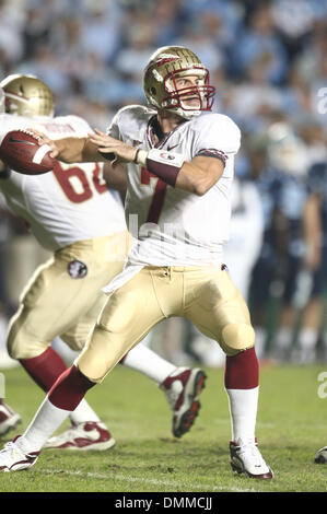 22. Oktober 2009: Florida State Quarterback Christian Ponder #7 setzt übergeben. Die Florida State Seminoles besiegte die University of North Carolina-Tarheels 30-27 Kenan Stadium in Chapel Hill, North Carolina. (Kredit-Bild: © Southcreek Global/ZUMApress.com) Stockfoto