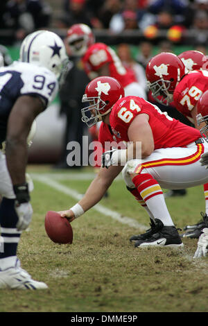 11. Oktober 2009: Kansas City Chiefs Mitte Rudy Niswanger (64) während der Cowboy ist 26-20 Sieg über die Chiefs am Arrowhead Stadium. (Kredit-Bild: © Southcreek Global/ZUMApress.com) Stockfoto