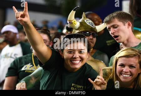 15. Oktober 2009: Süd-Florida-Fans feiern während der Pre-game warm-up vor die erste Hälfte von der South Florida gegen Cincinnati College-Football-Spiel im Raymond James Stadium in Tampa, FL. (Credit-Bild: © Southcreek Global/ZUMApress.com) Stockfoto